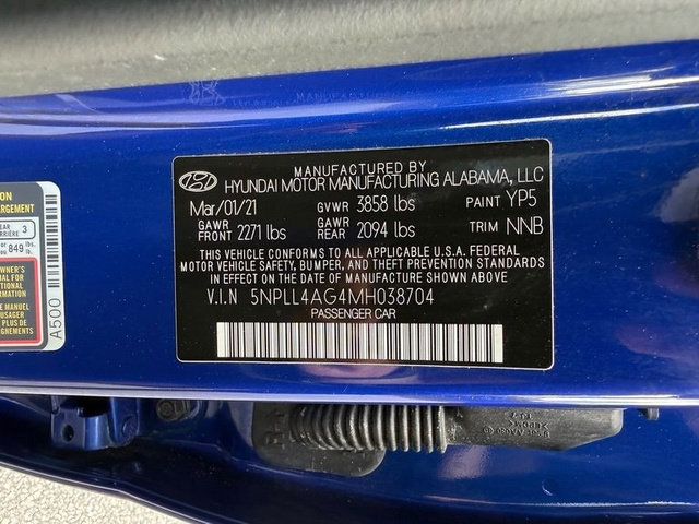 Used 2021 Hyundai Elantra SE image 25