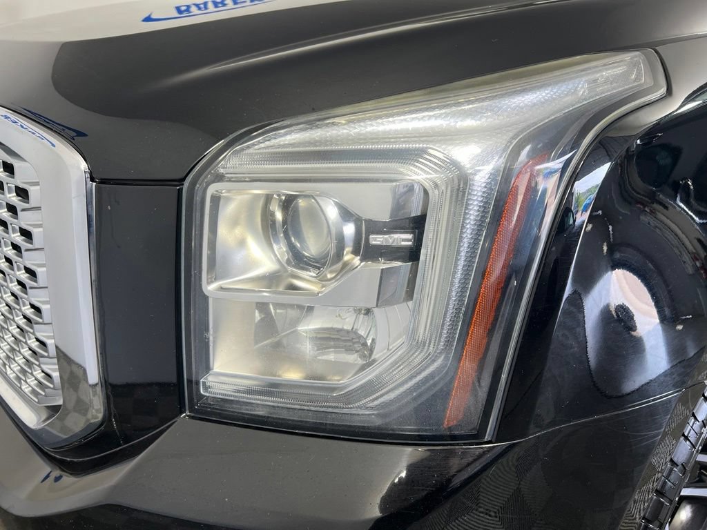 Used 2017 GMC Yukon XL Denali w/ Open Road Package AWD/4WD image 38