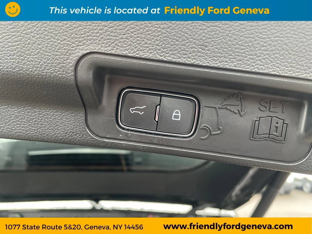 Used 2023 Ford Explorer XLT w/ Equipment Group 202A AWD/4WD image 11
