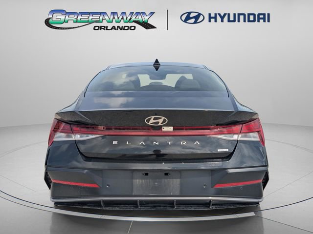 Used 2024 Hyundai Elantra Limited image 6