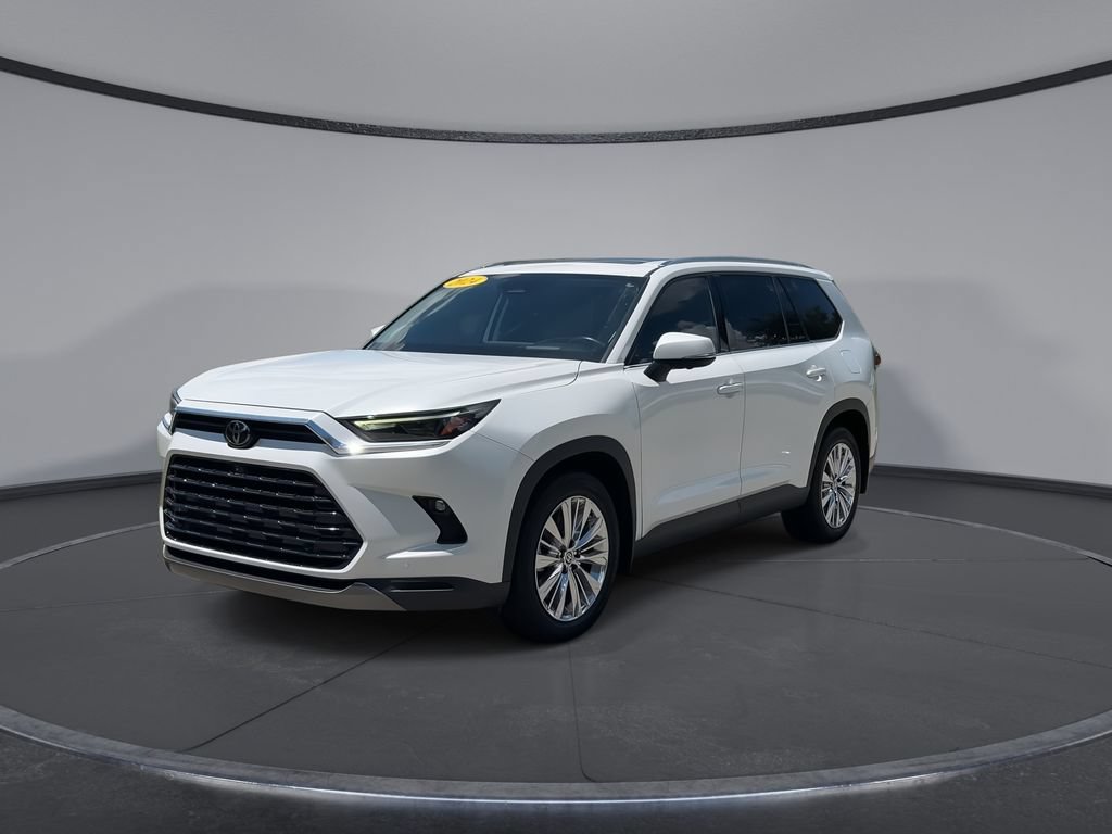 Used 2024 Toyota Grand Highlander AWD image 4