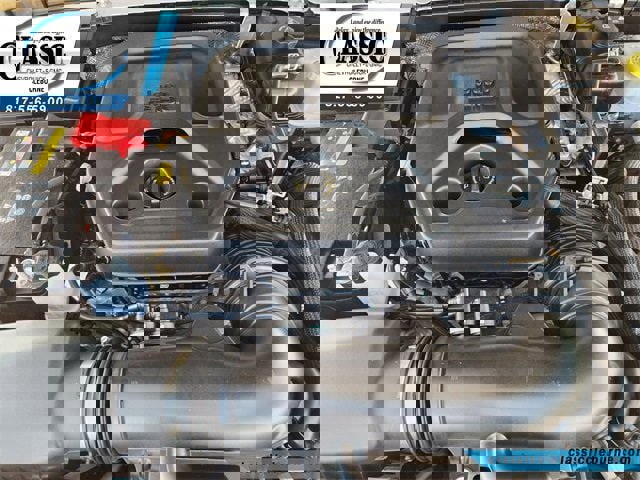 Used 2025 Jeep Wrangler Sahara image 29