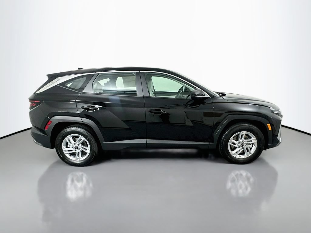 New 2026 Hyundai Tucson SE FWD image 4