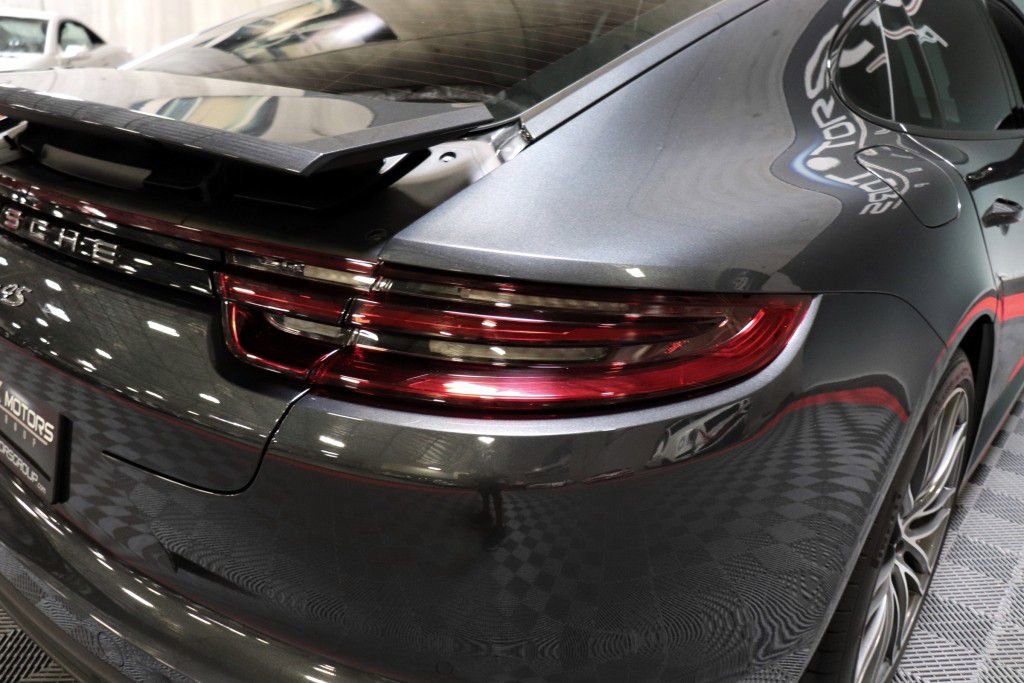 Used 2018 Porsche Panamera 4S w/ Premium Package Plus AWD/4WD image 8