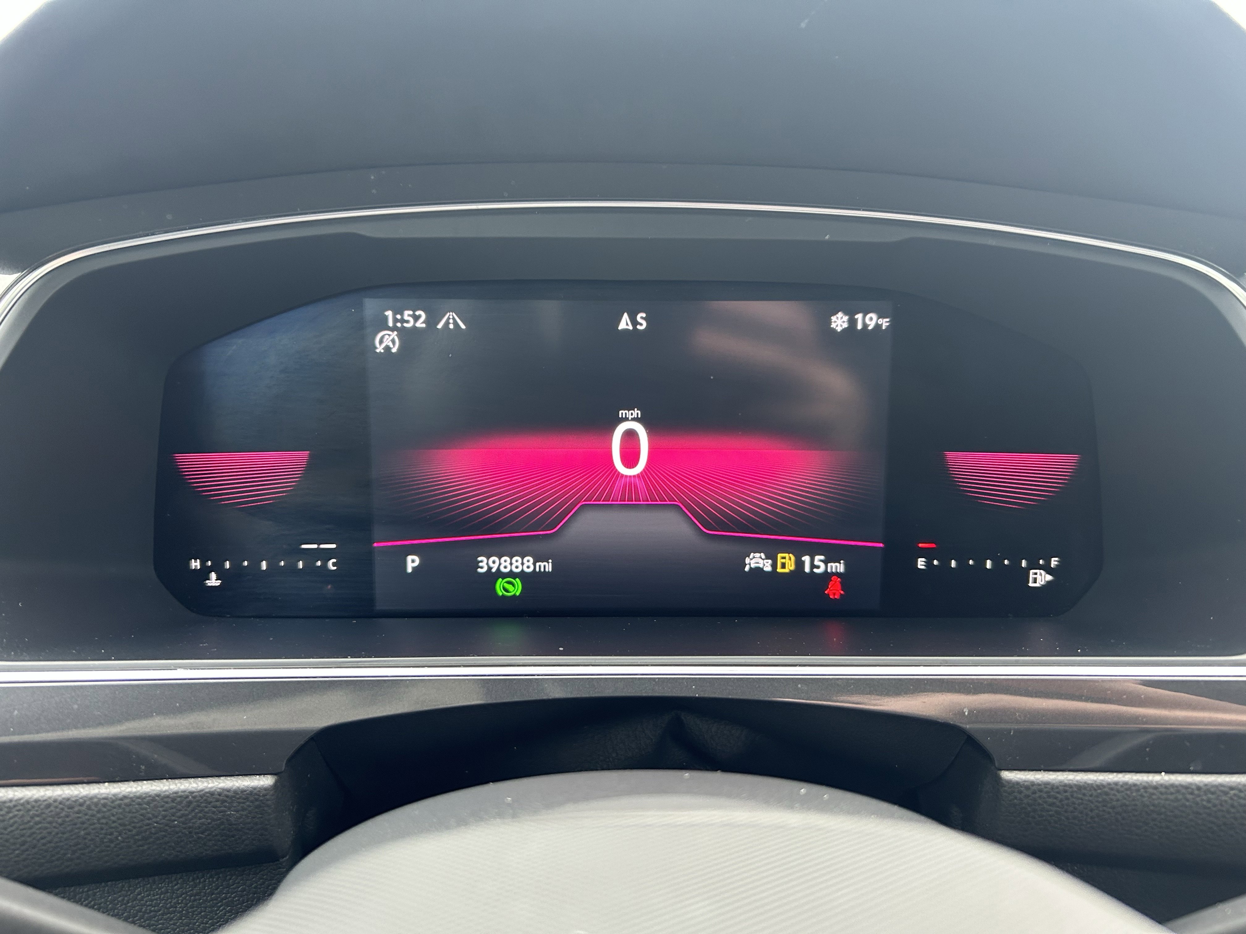 Certified 2022 Volkswagen Tiguan SE R-Line image 11