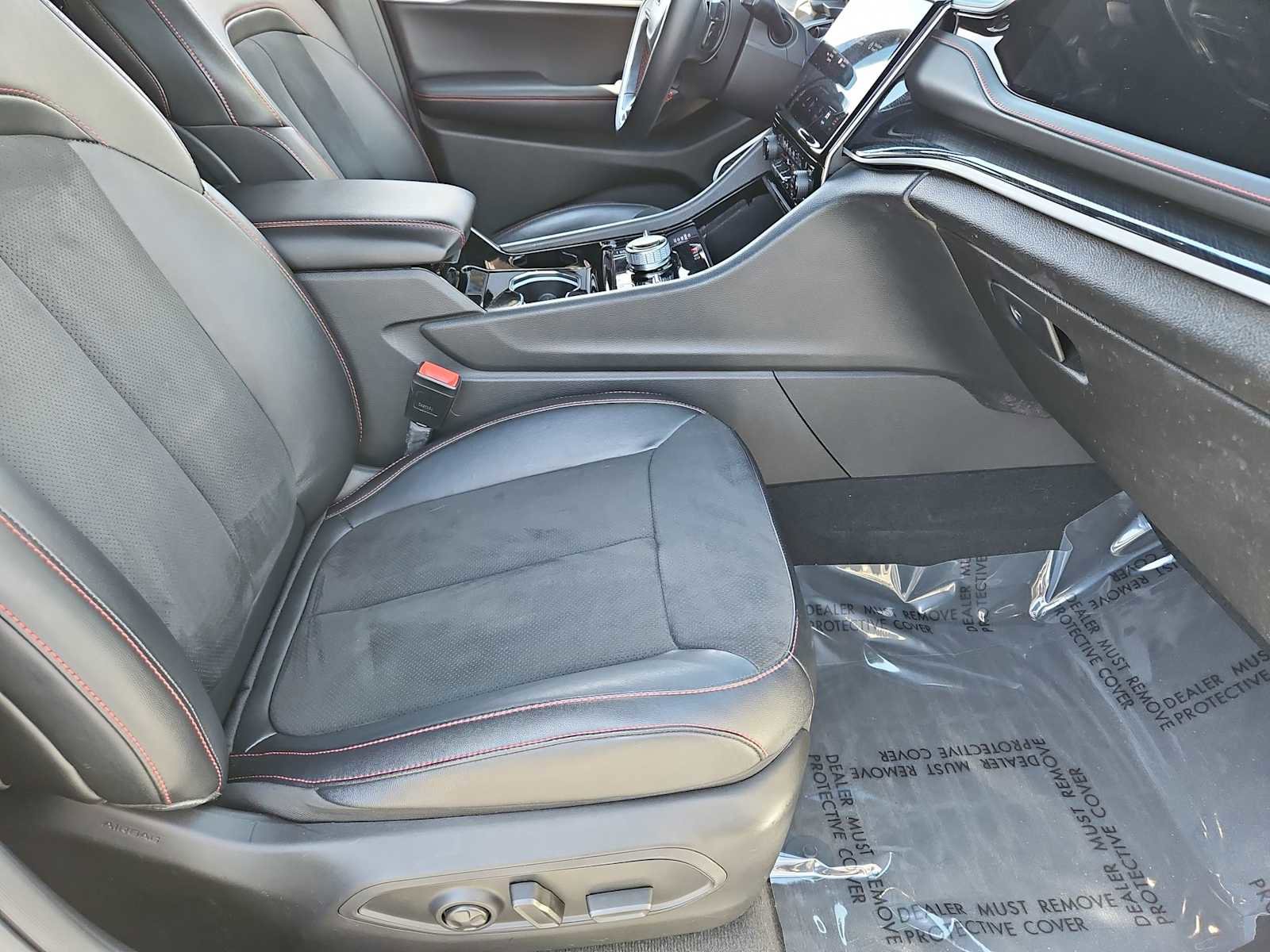 Used 2022 Jeep Grand Cherokee Trailhawk w/ Luxury Tech Group III image 22