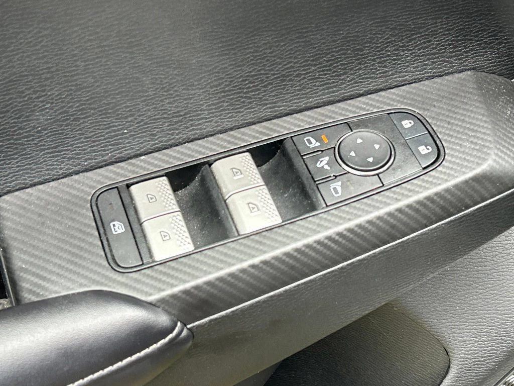 Used 2025 Mitsubishi Outlander SE AWD/4WD image 19