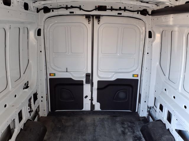 Certified 2022 Ford E-Transit Medium Roof image 5