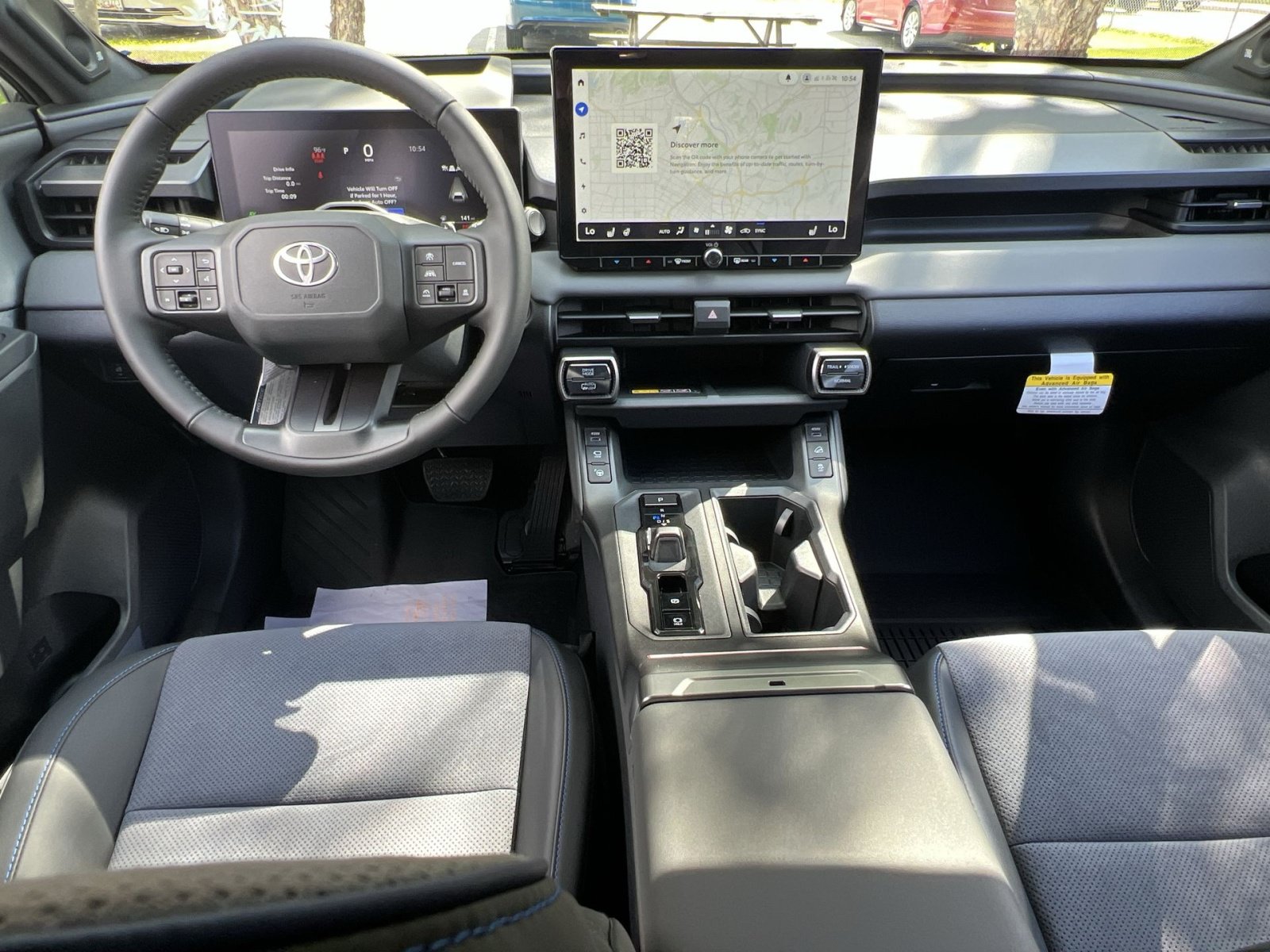 New 2026 Toyota RAV4 XSE w/ Panoramic Sun Roof Package AWD/4WD image 19