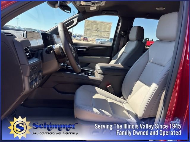 New 2026 Chevrolet Suburban LT w/ Comfort Package image 10