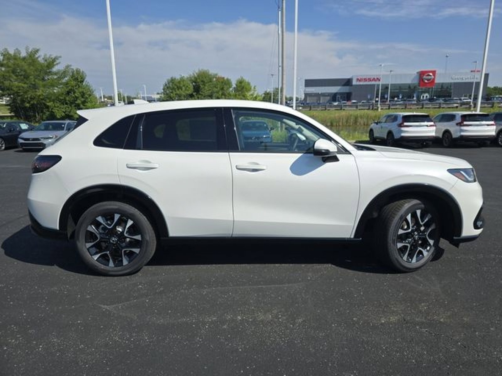 New 2026 Honda HR-V EX-L image 13