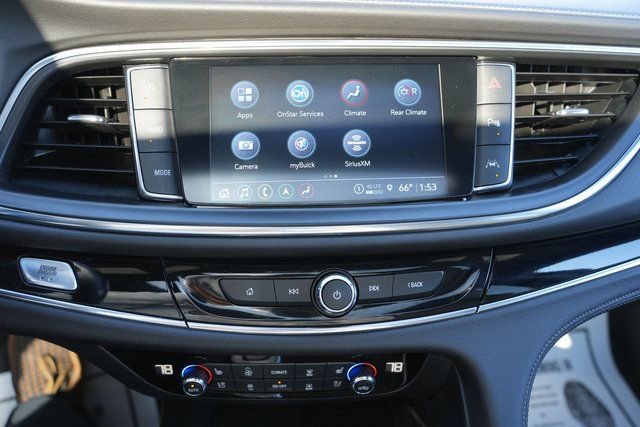 Used 2024 Buick Enclave Avenir image 29