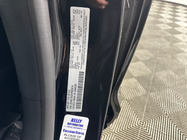 New 2027 Chrysler Pacifica Select FWD image 37
