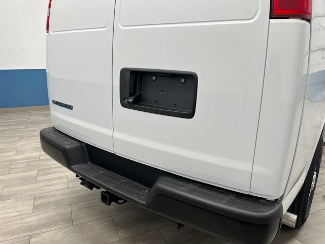 New 2026 Chevrolet Express 3500 Extended w/ Driver Convenience Package RWD image 26