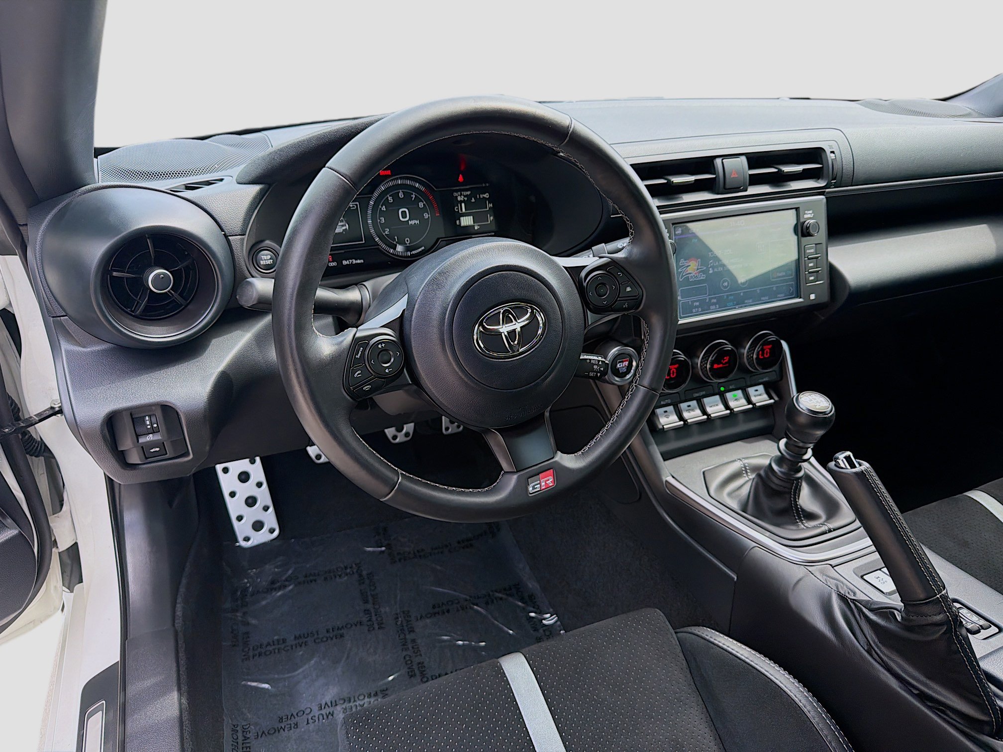 Used 2025 Toyota GR86 Premium w/ Performance Package RWD image 18