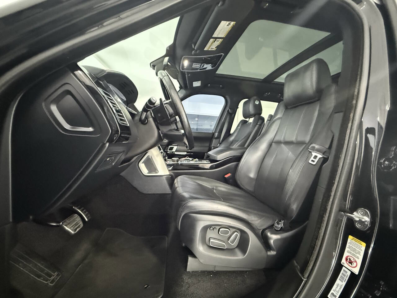 Used 2014 Land Rover Range Rover Supercharged AWD/4WD image 27
