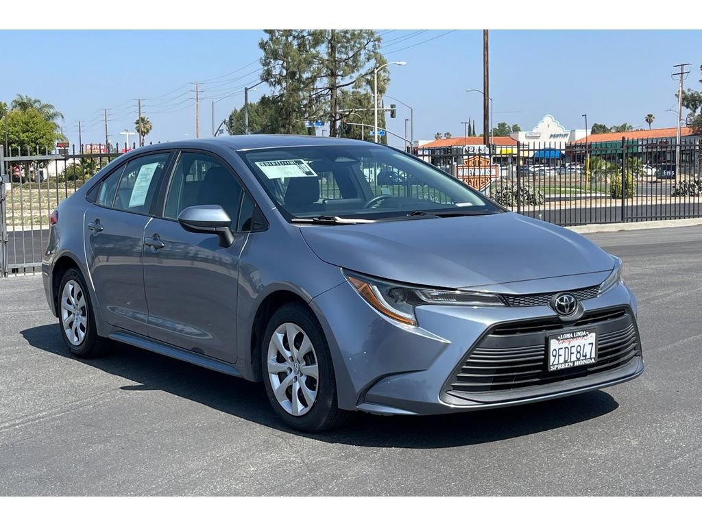 Used 2023 Toyota Corolla LE FWD image 8