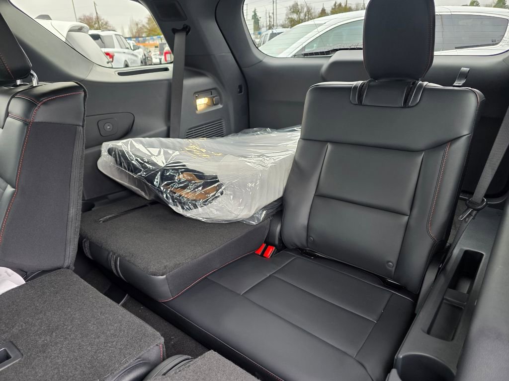 New 2026 Ford Explorer ST-Line w/ ST-Line Street Pack image 18