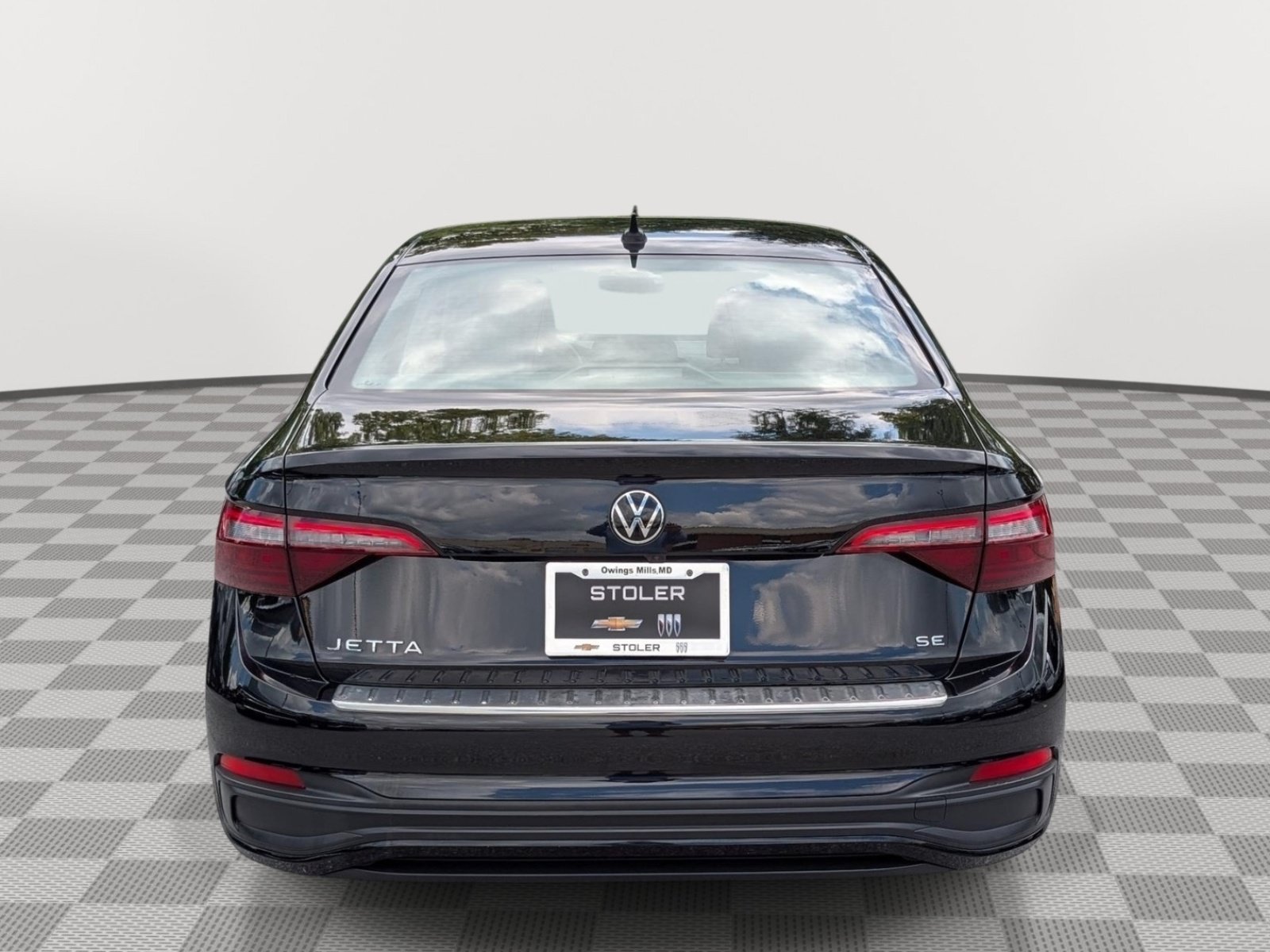 Used 2024 Volkswagen Jetta SE w/ Panoramic Sunroof Package FWD image 4