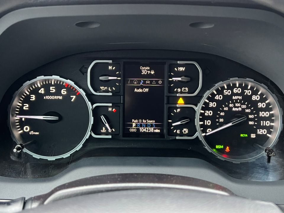 Used 2021 Toyota Tundra SR5 w/ Trail Edition image 18