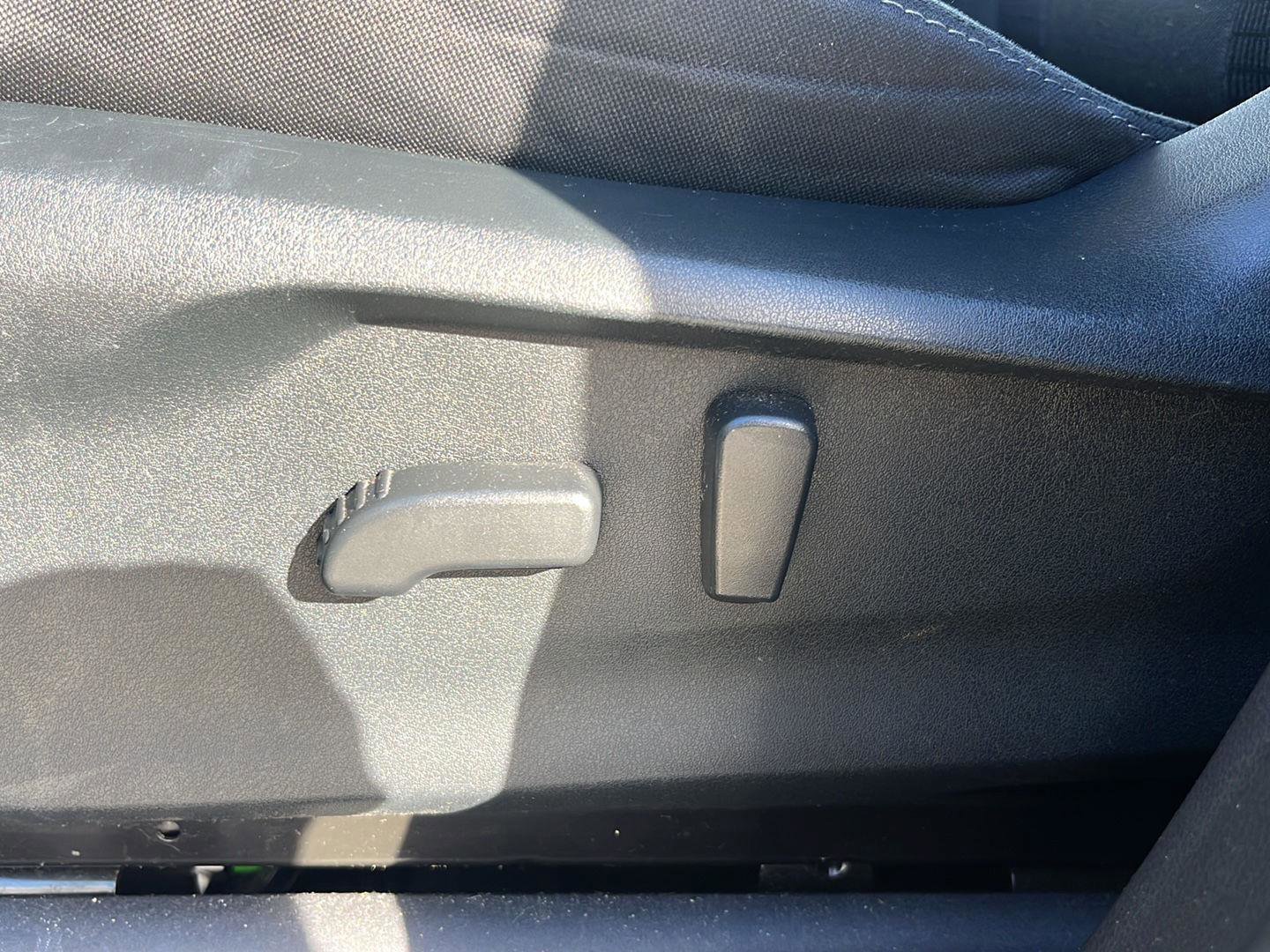 Used 2021 Subaru Ascent Premium w/ Convenience Package image 13