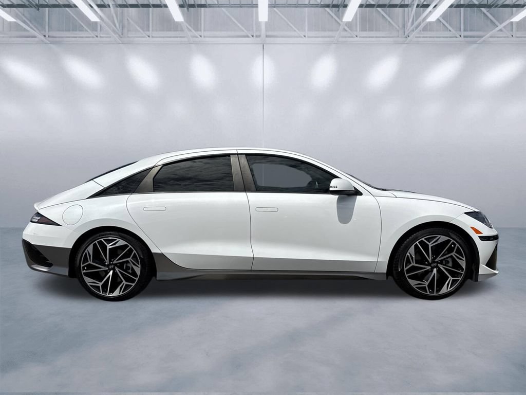 Used 2023 Hyundai Ioniq 6 SEL RWD image 3