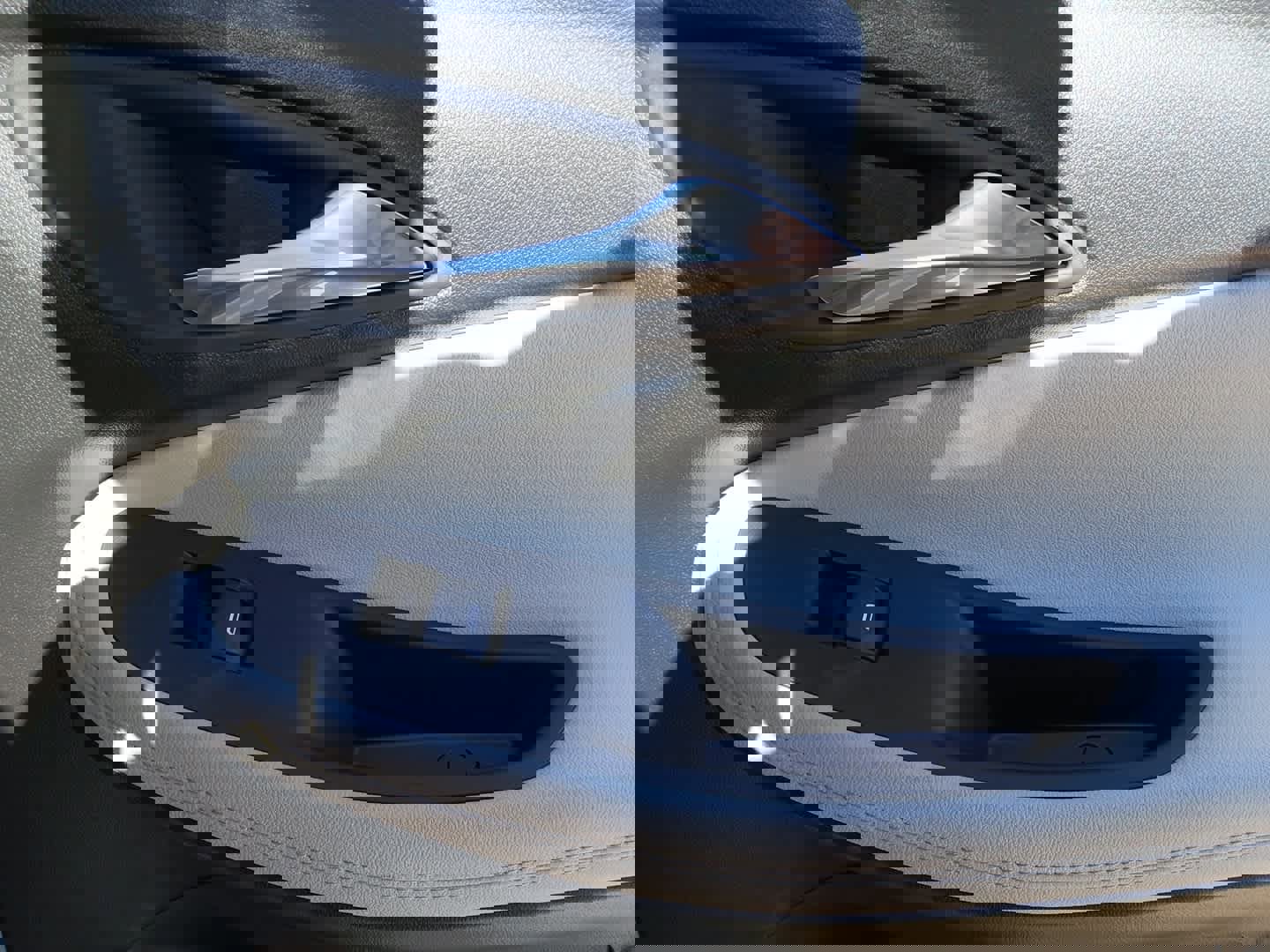 Used 2024 Buick Encore GX Sport Touring w/ Experience Buick Package image 45