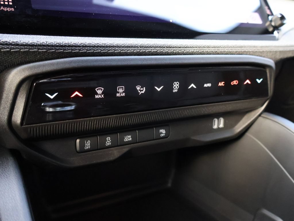 New 2026 Jeep Cherokee Laredo AWD/4WD image 36