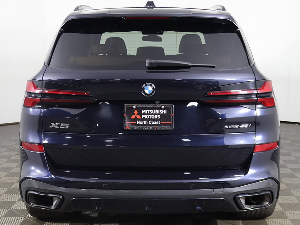 Used 2024 BMW X5 xDrive40i w/ M Sport Package image 15