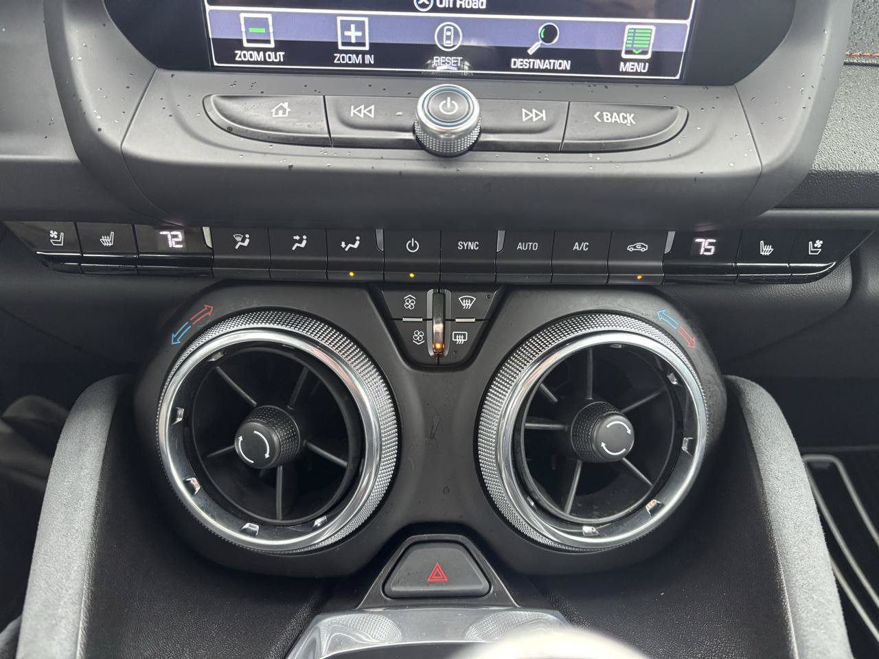 Used 2017 Chevrolet Camaro LT RWD image 33
