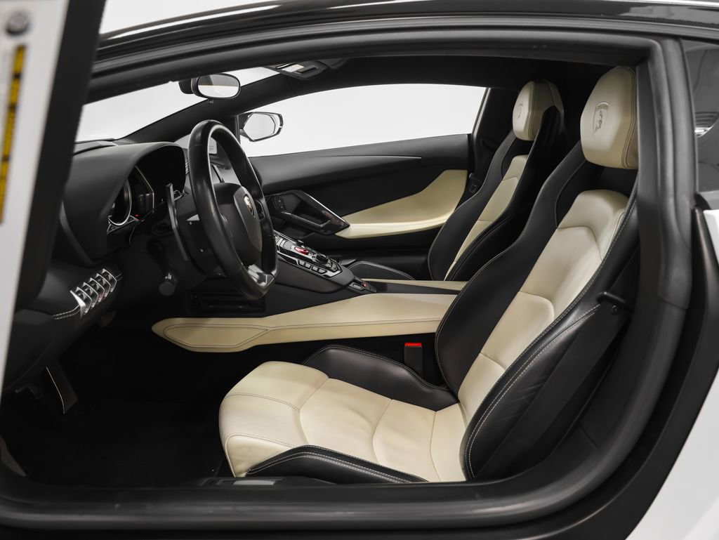 Used 2014 Lamborghini Aventador LP 700-4 image 80
