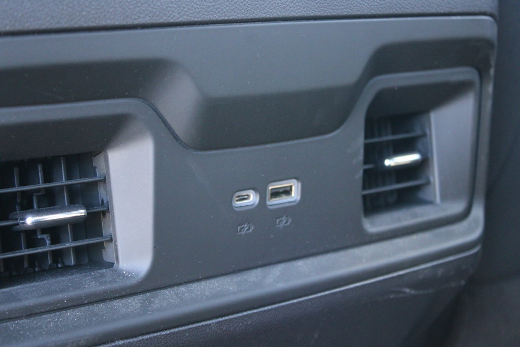 Used 2022 Chevrolet Silverado 1500 LT RWD image 19