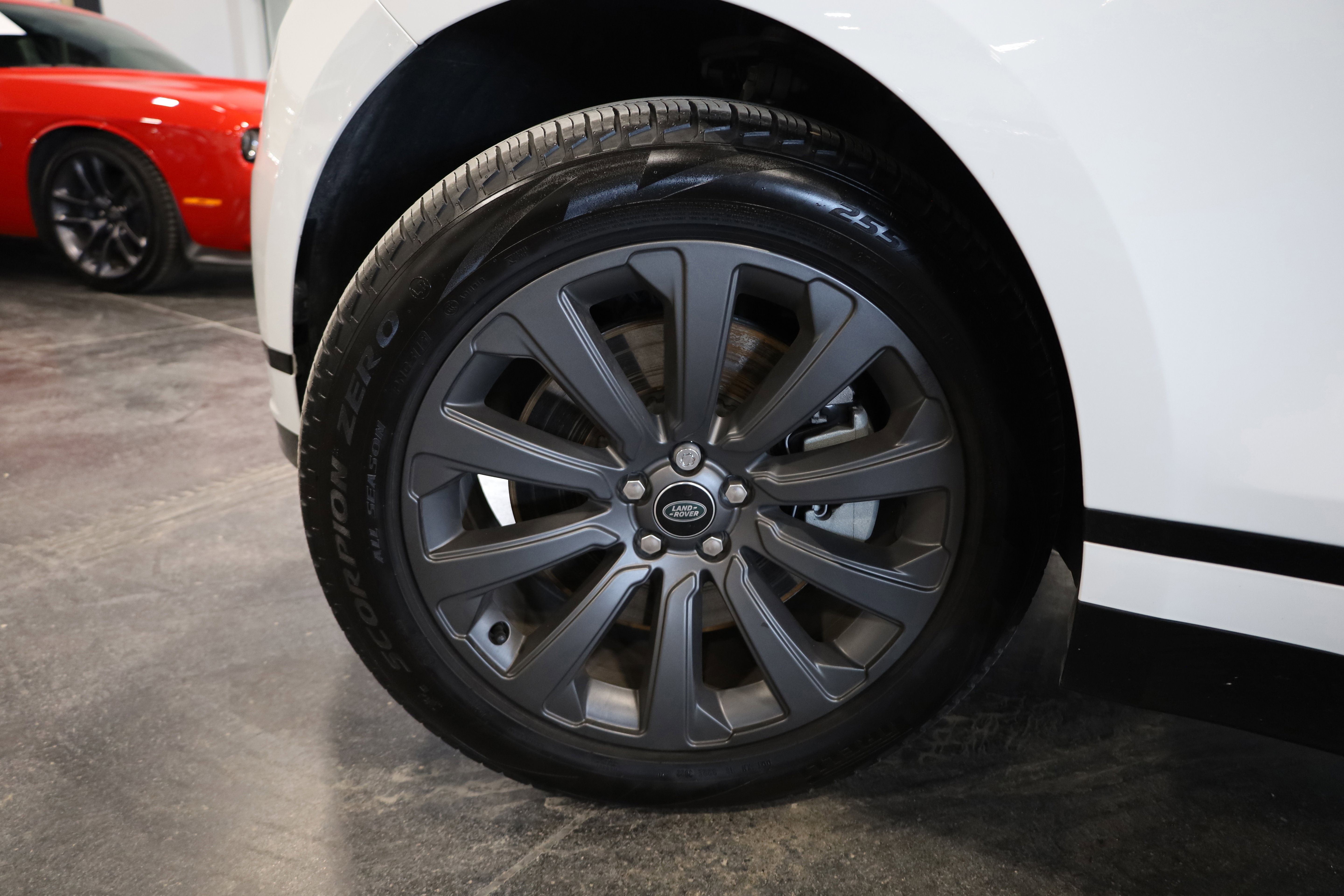 Used 2023 Land Rover Range Rover Velar R-Dynamic S image 13