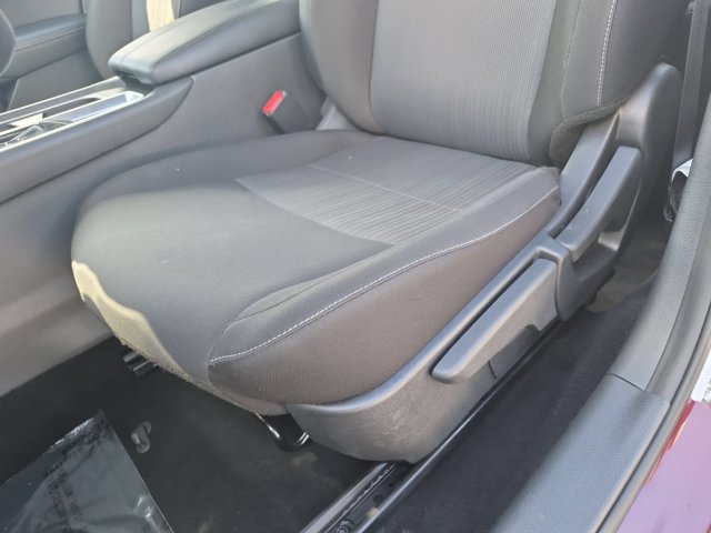 Used 2025 Nissan Sentra SV FWD image 11