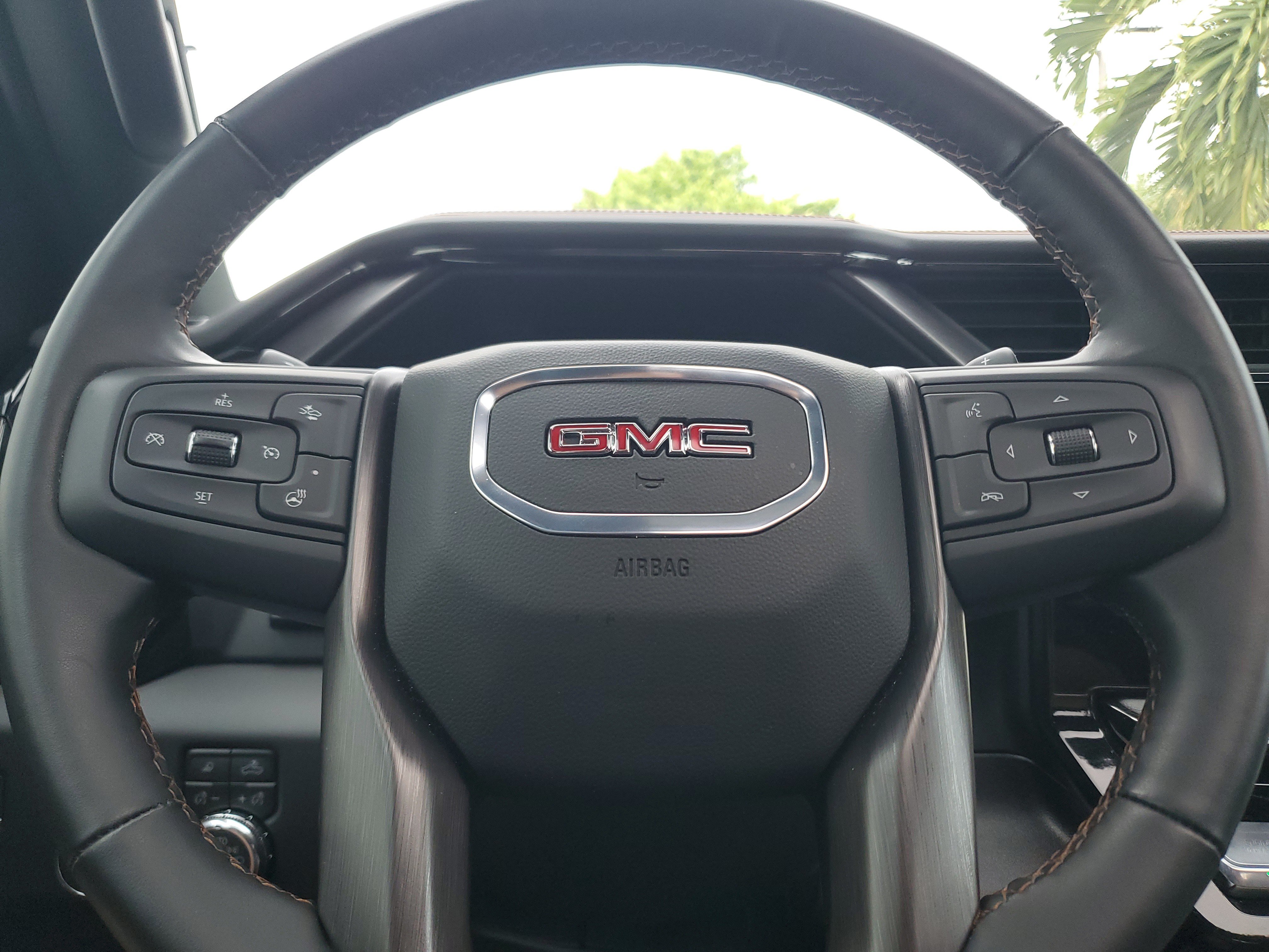 Used 2026 GMC Sierra 1500 AT4 w/ AT4 Premium Package AWD/4WD image 22