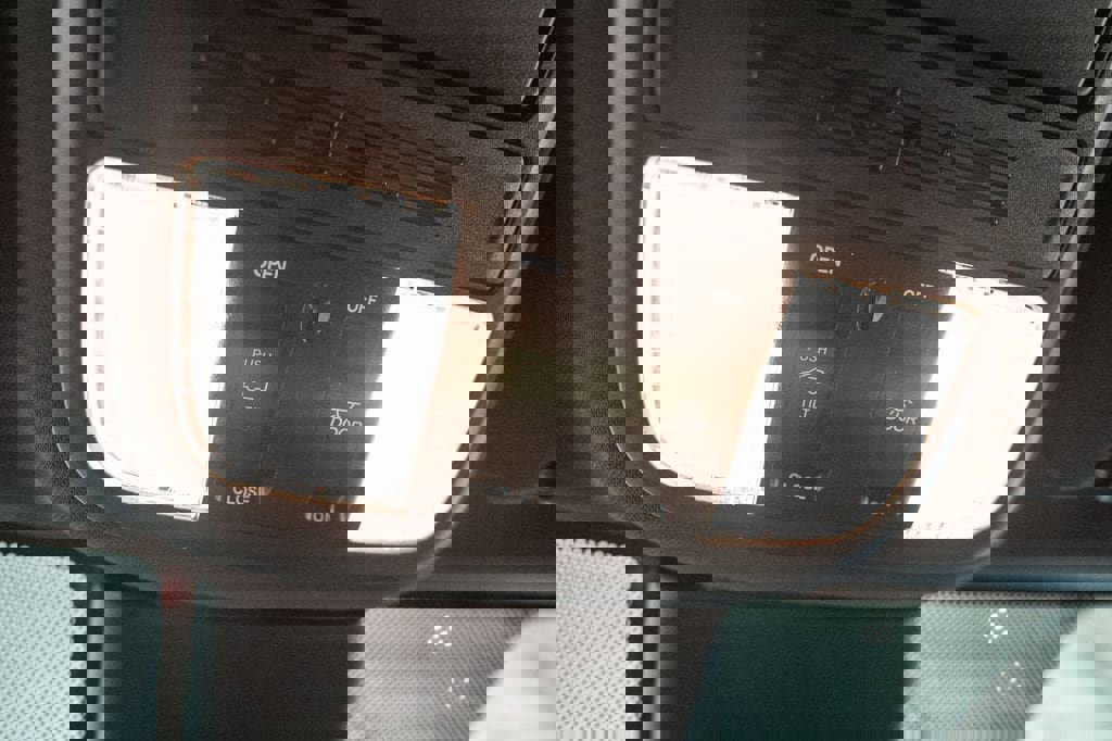 Used 2023 Honda Odyssey Sport image 29