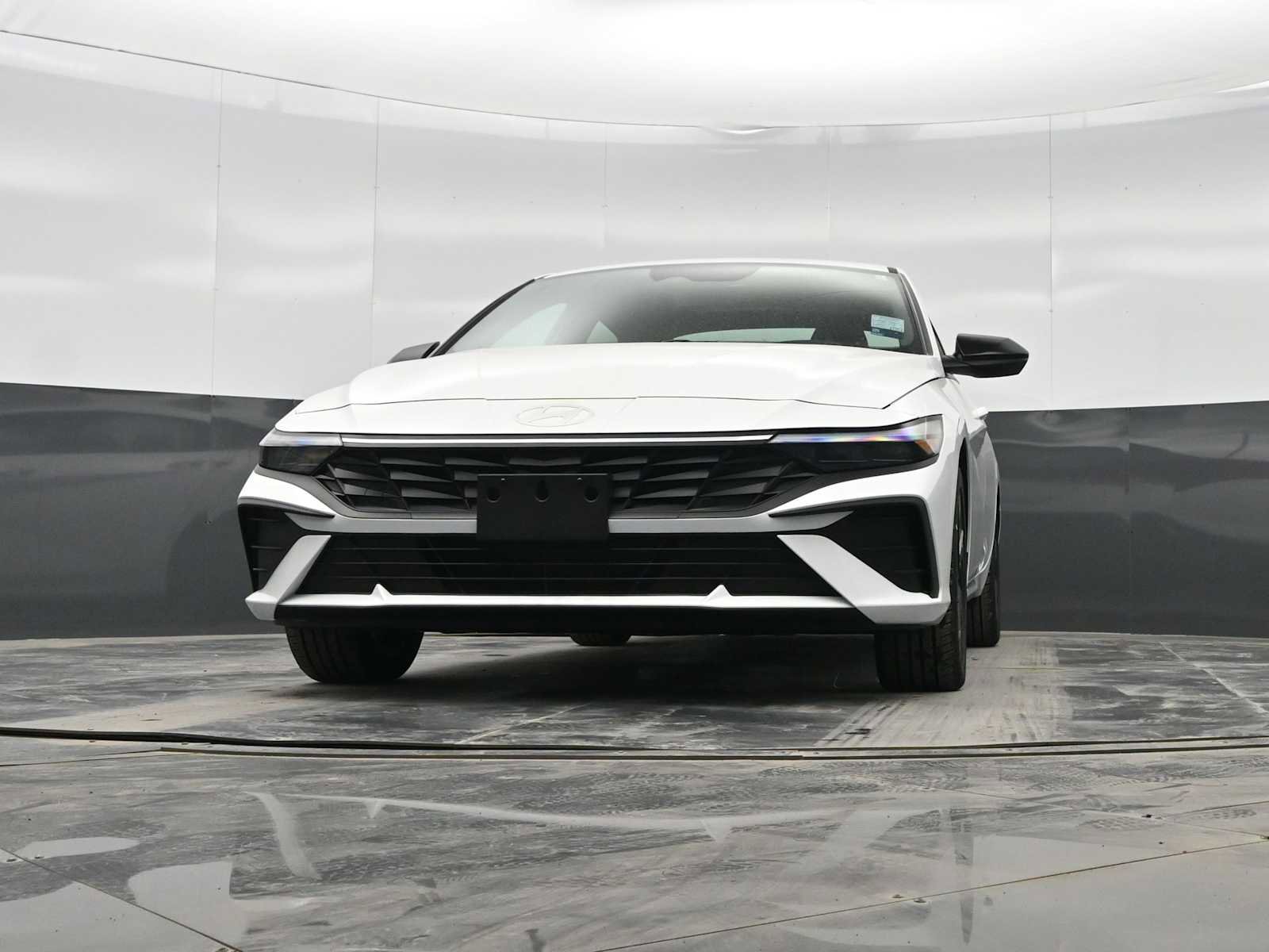 New 2026 Hyundai Elantra Sport w/ Cargo Package image 30