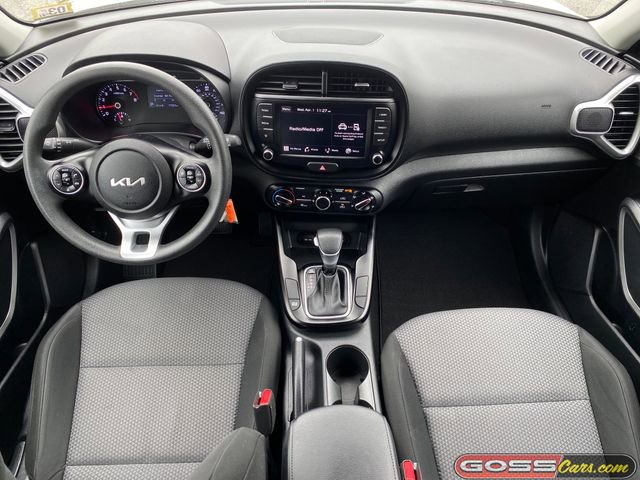 Used 2022 Kia Soul LX w/ Technology Package image 8