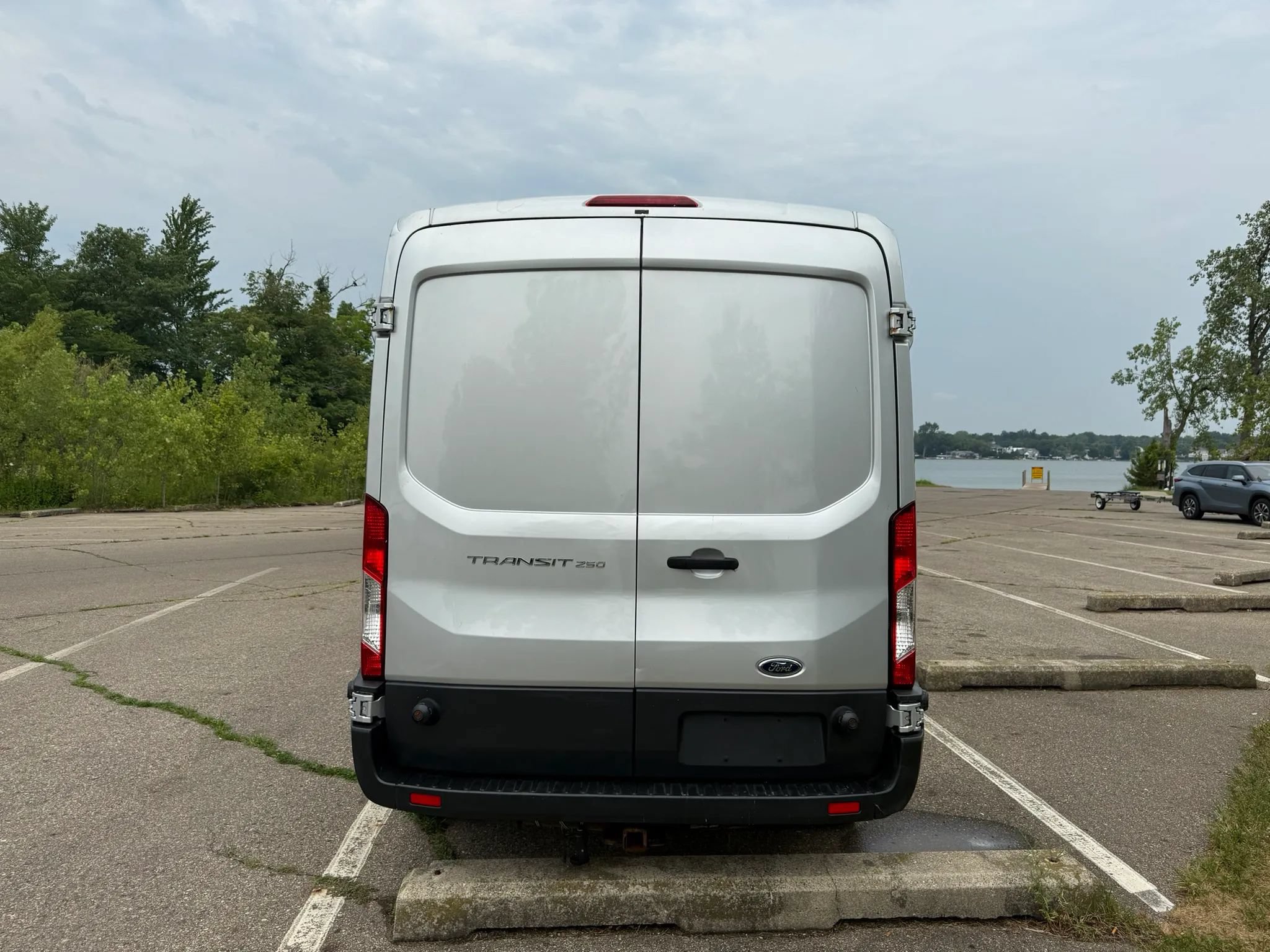 Used 2015 Ford Transit 250 148 Medium Roof w/ Interior Upgrade Package RWD image 6