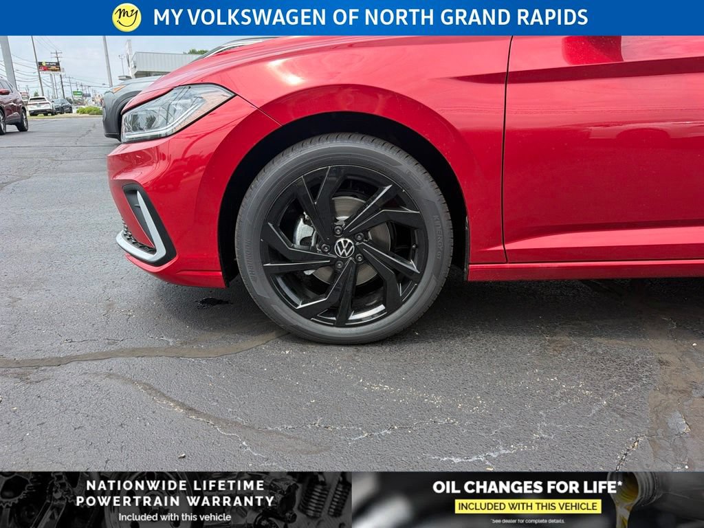 New 2026 Volkswagen Jetta SE FWD image 9