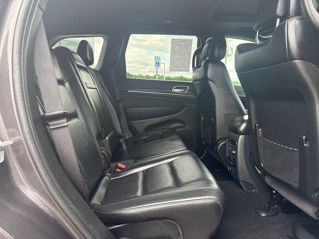 Used 2020 Jeep Grand Cherokee Limited AWD/4WD image 16