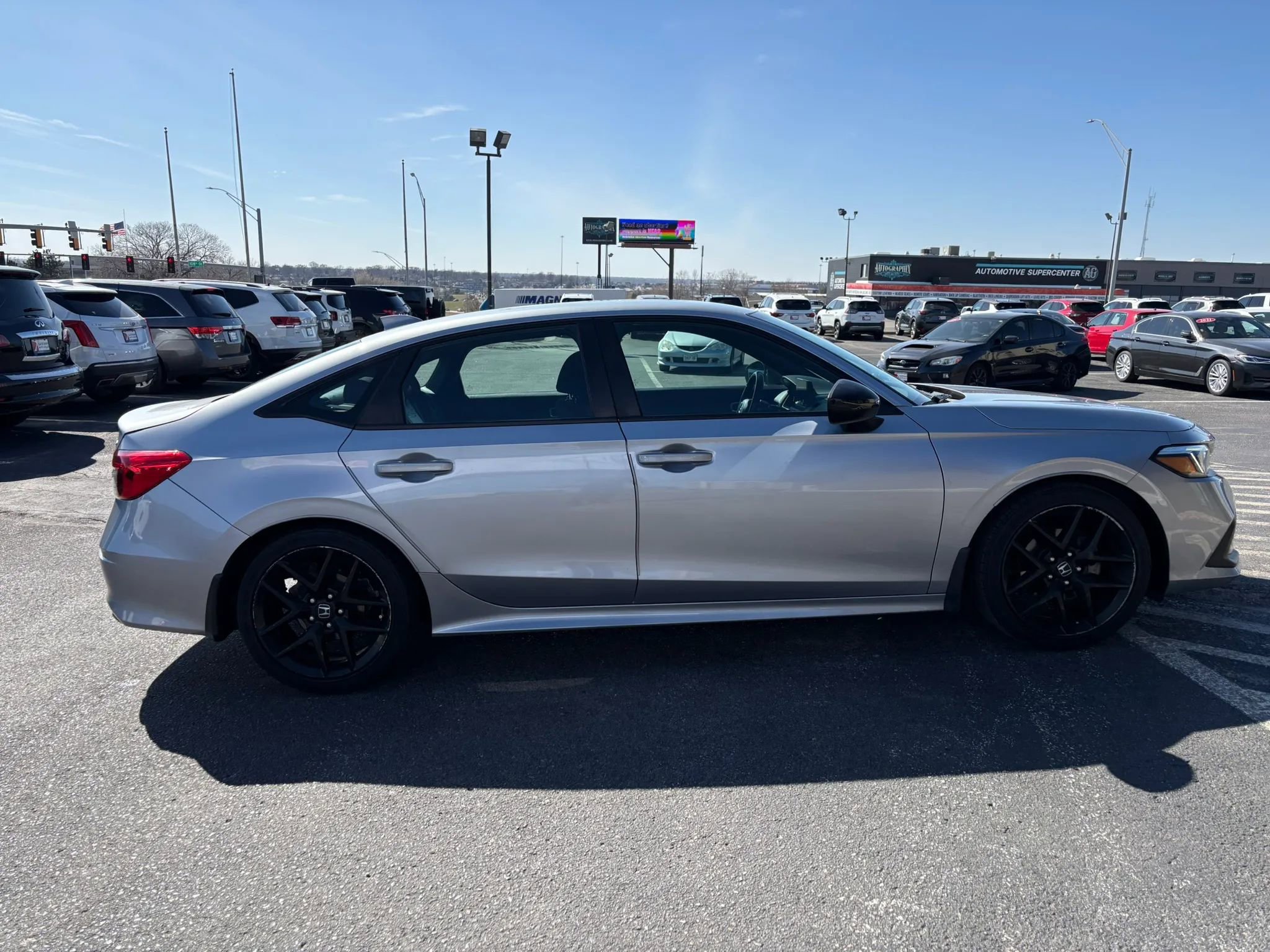 Used 2022 Honda Civic Sport image 6