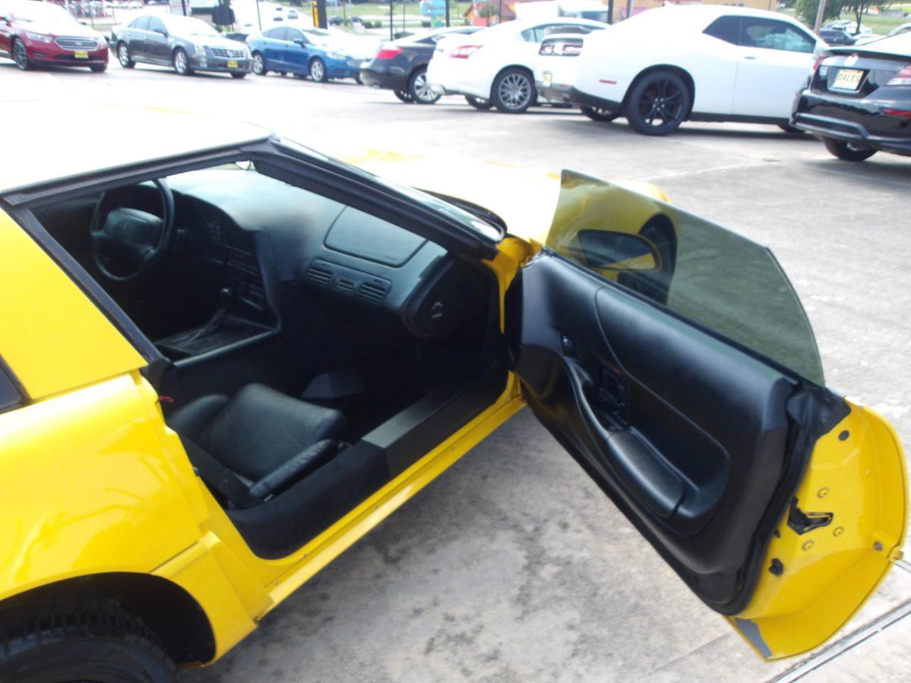 Used 1996 Chevrolet Corvette Coupe RWD image 6