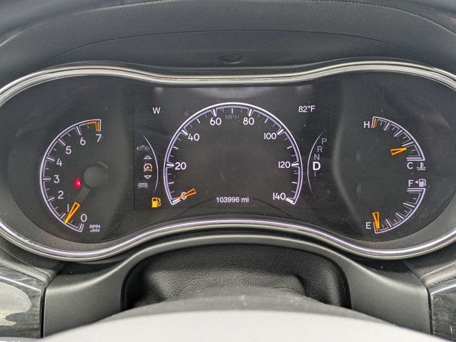Used 2020 Jeep Grand Cherokee Overland RWD image 29