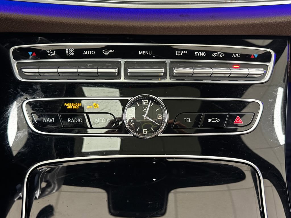 Used 2017 Mercedes-Benz E 300 4MATIC image 24