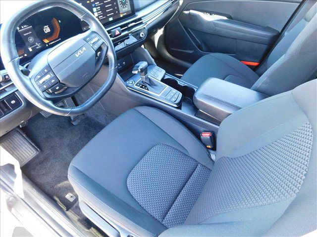 Used 2026 Kia Sportage LX FWD image 16