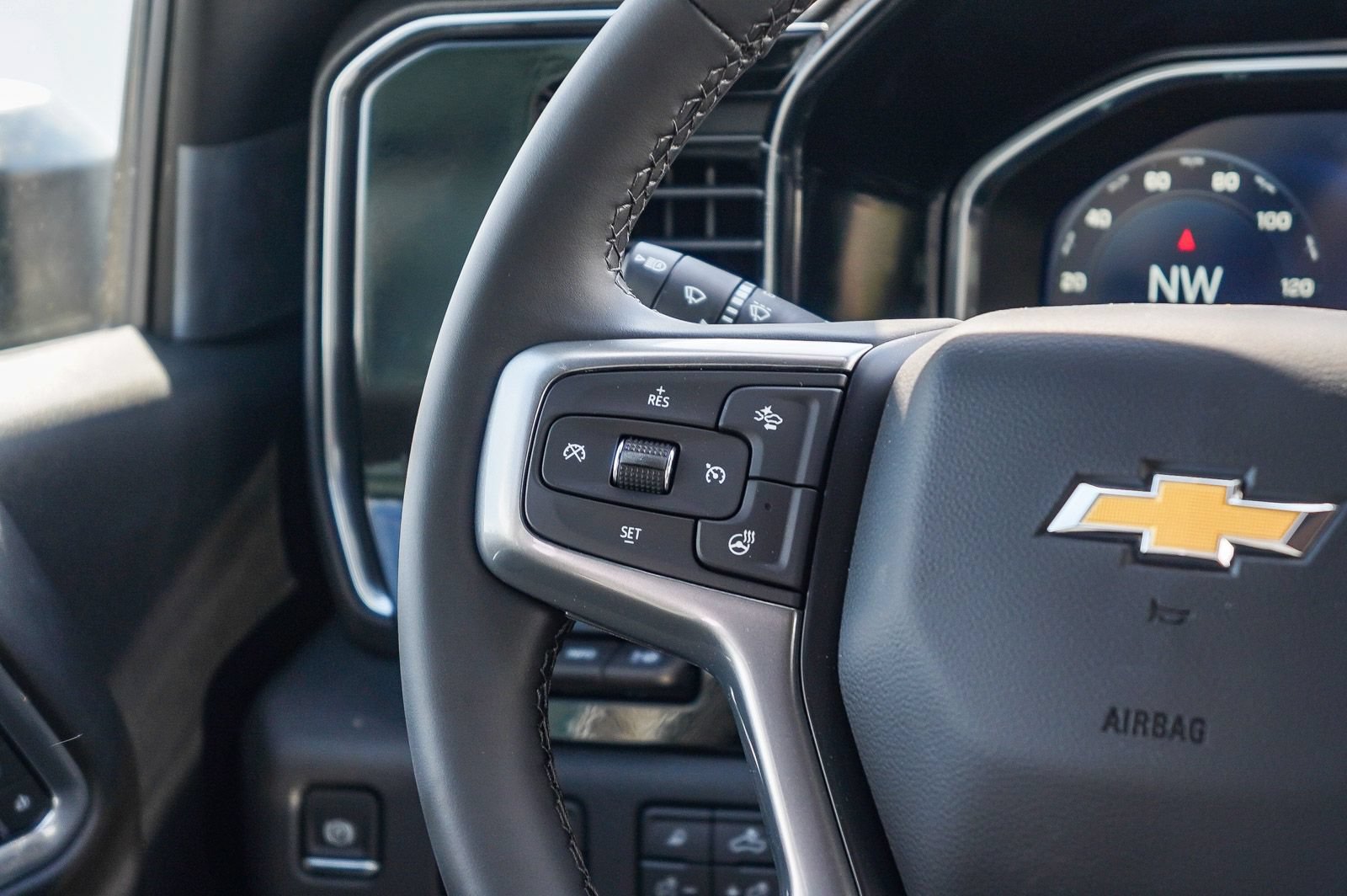 New 2026 Chevrolet Silverado 2500 LTZ w/ LTZ Plus Package AWD/4WD image 16