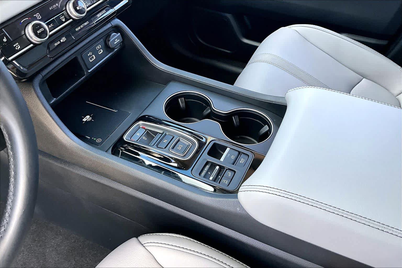 Used 2025 Honda Pilot EX-L image 17