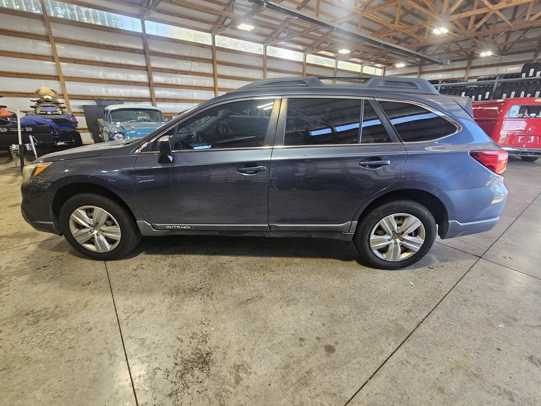 Used 2015 Subaru Outback 2.5i AWD/4WD image 5