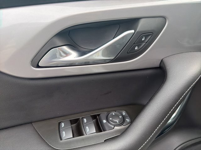 Used 2024 Chevrolet Blazer LT w/ Convenience Package FWD image 4